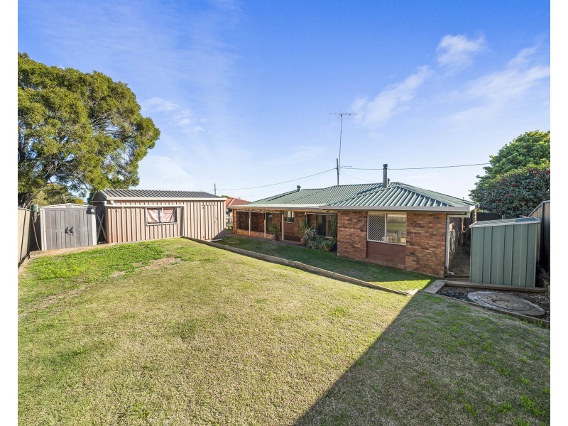 594 Greenwattle Street, Newtown QLD 4350