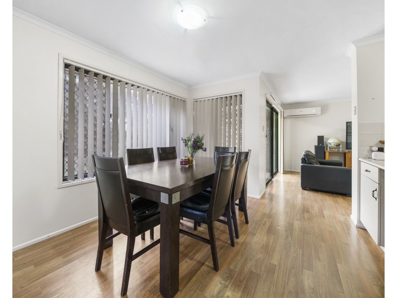 12 Lachlan Court, Westbrook QLD 4350