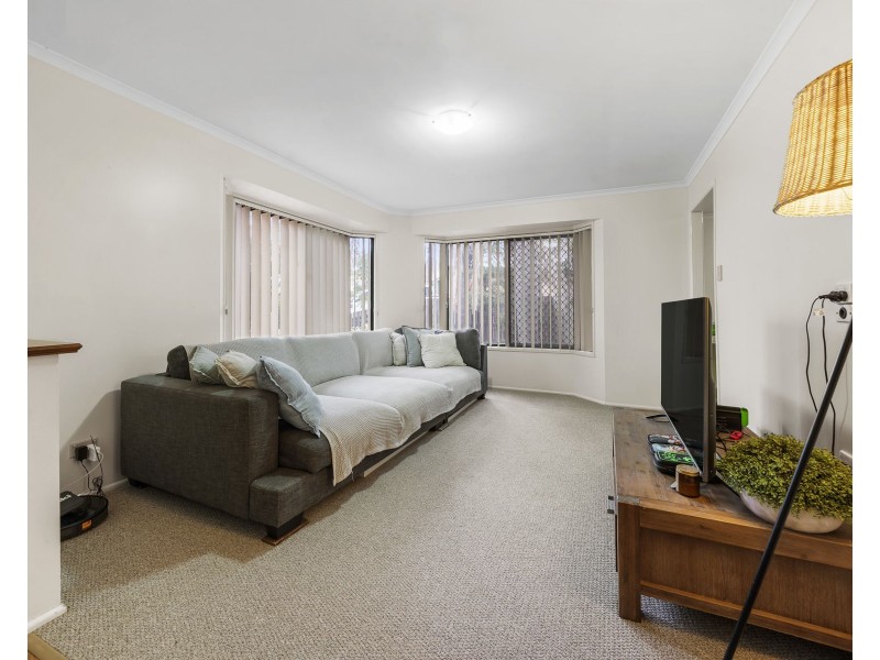 12 Lachlan Court, Westbrook QLD 4350