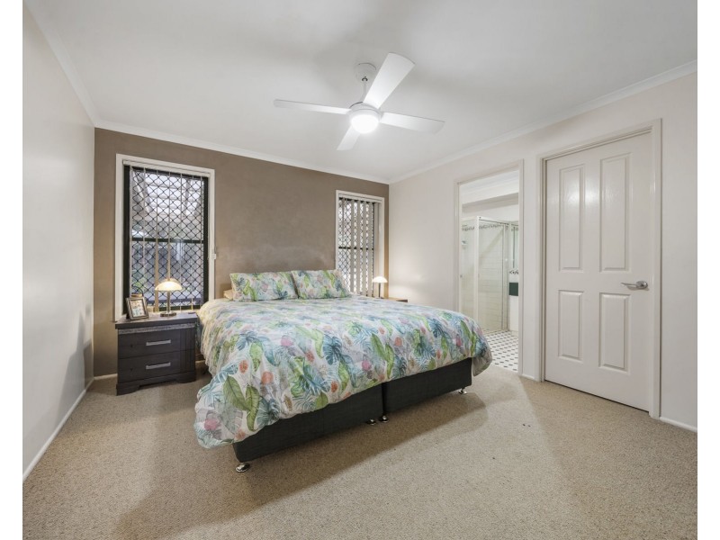 12 Lachlan Court, Westbrook QLD 4350