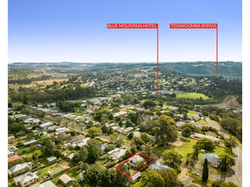 6 Perry Street, Harlaxton QLD 4350