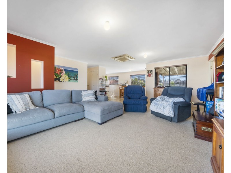 3 Bunya Street, Kearneys Spring QLD 4350