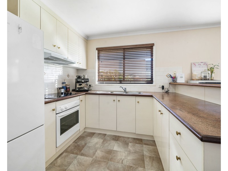 3 Bunya Street, Kearneys Spring QLD 4350