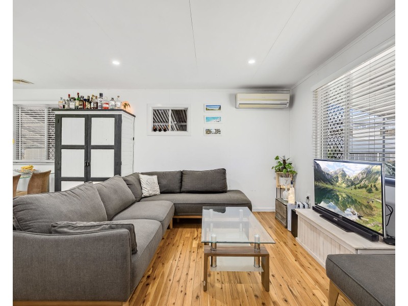 11 Dalgleish Street, South Toowoomba QLD 4350