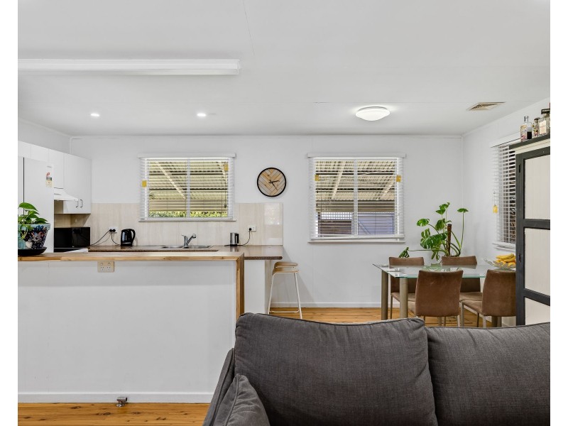 11 Dalgleish Street, South Toowoomba QLD 4350