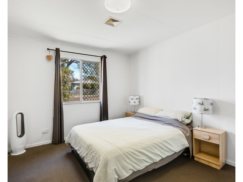 11 Dalgleish Street, South Toowoomba QLD 4350