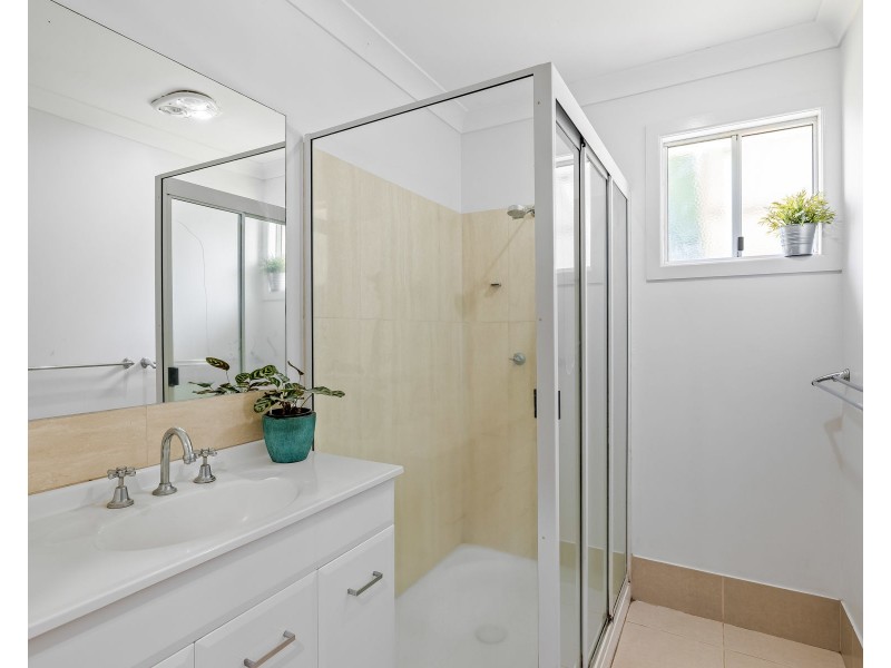 11 Dalgleish Street, South Toowoomba QLD 4350