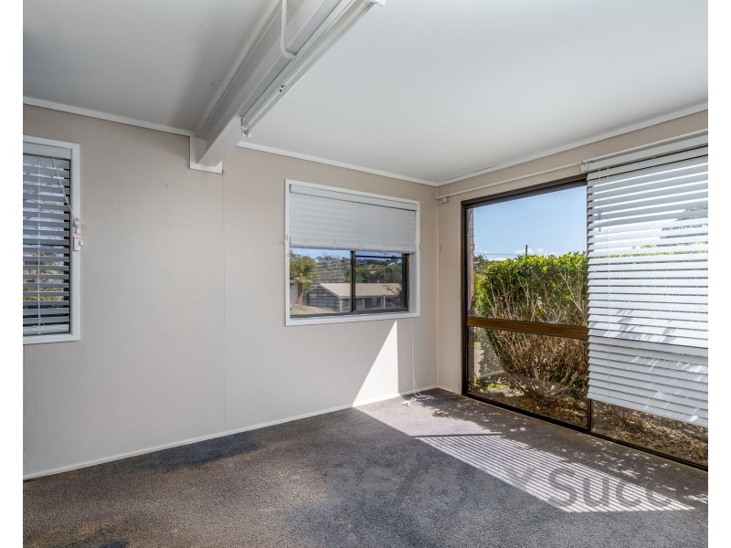 16 Sherry Street, Wilsonton Heights QLD 4350