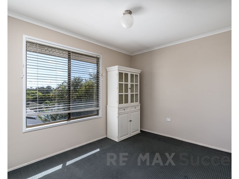 16 Sherry Street, Wilsonton Heights QLD 4350