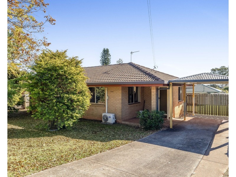 7 Kenora Court, Rockville QLD 4350