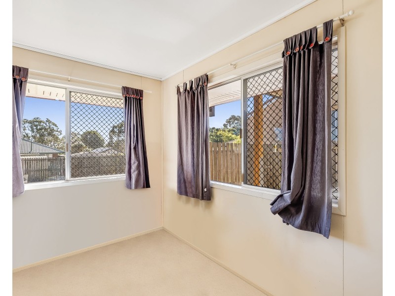 7 Kenora Court, Rockville QLD 4350