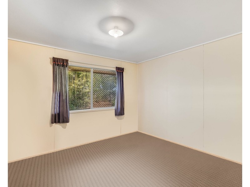 7 Kenora Court, Rockville QLD 4350