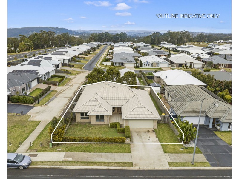 176 Nelson Street, Kearneys Spring QLD 4350