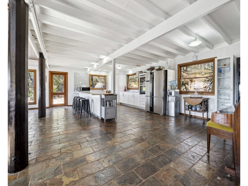 980 Blanchview Road, Silver Ridge QLD 4352