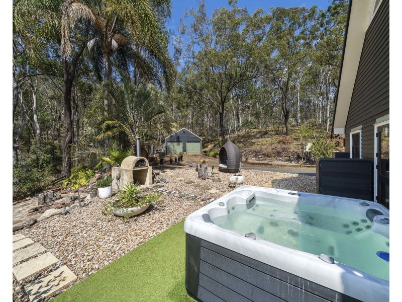 980 Blanchview Road, Silver Ridge QLD 4352