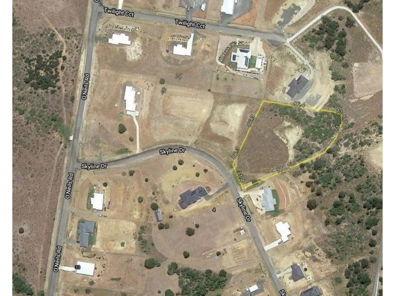 9 Skyline Drive, Withcott QLD 4352