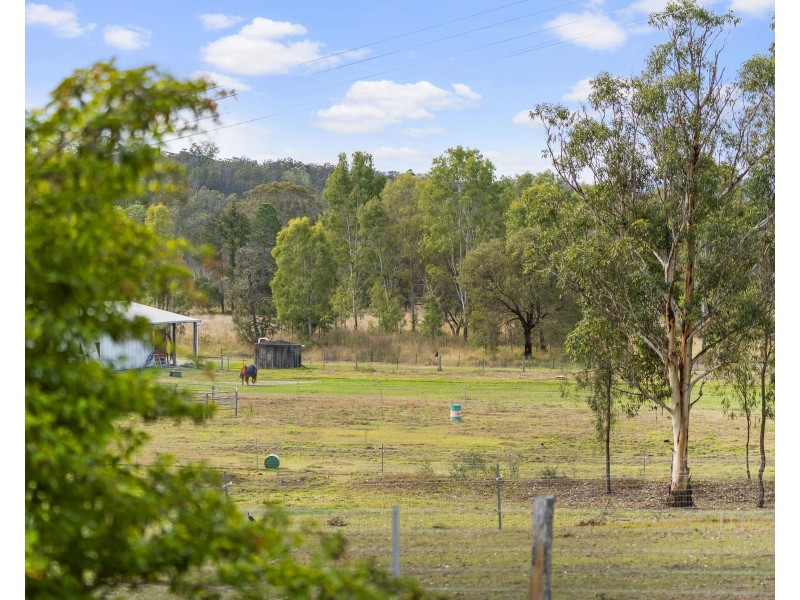 40 Goodsirs Road, Murphys Creek QLD 4352