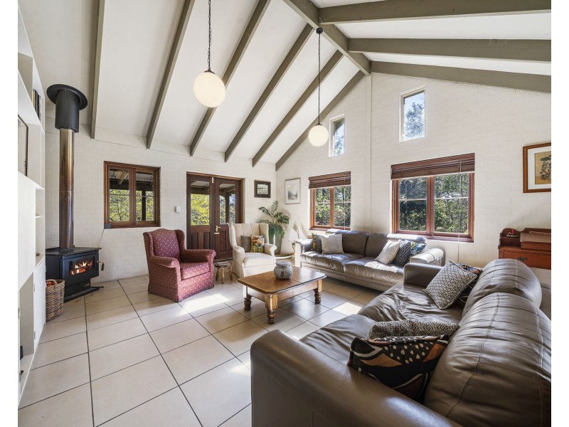 98 Mervyn Road, Geham QLD 4352