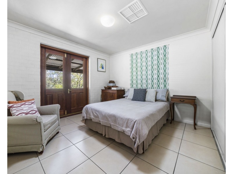 98 Mervyn Road, Geham QLD 4352