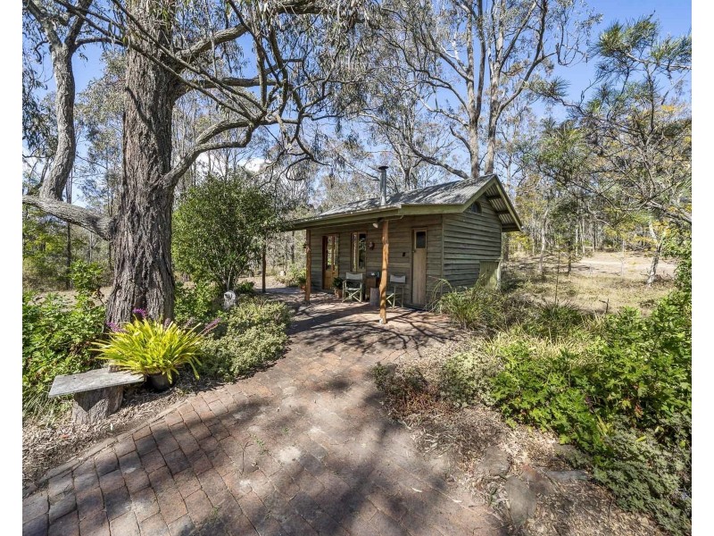 98 Mervyn Road, Geham QLD 4352