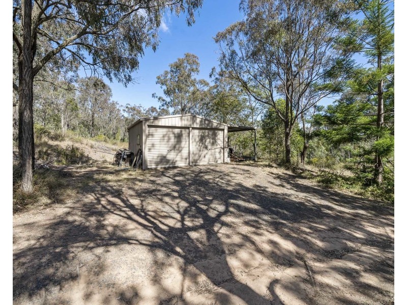98 Mervyn Road, Geham QLD 4352