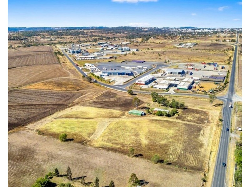 156 Heinemann Road, Wellcamp QLD 4350