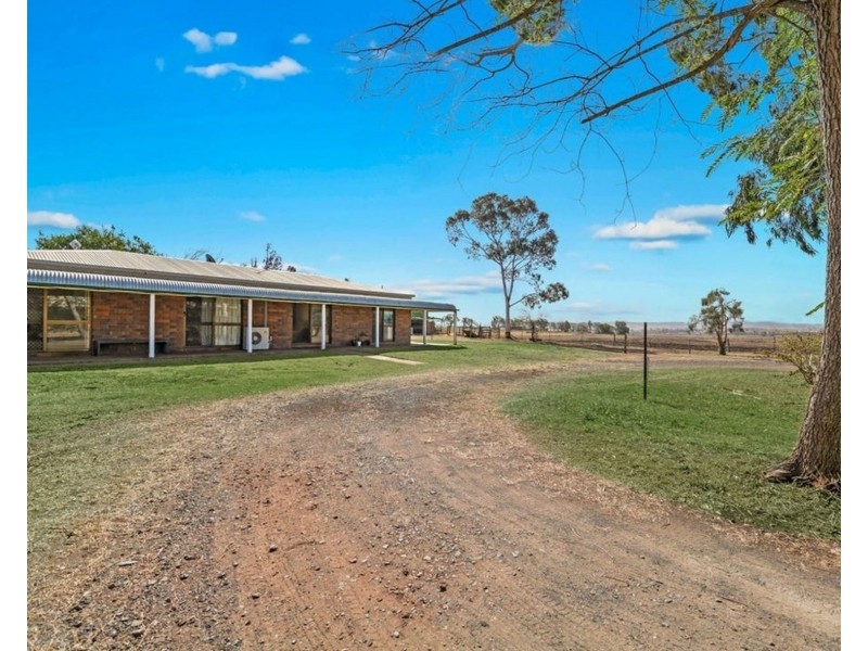156 Heinemann Road, Wellcamp QLD 4350