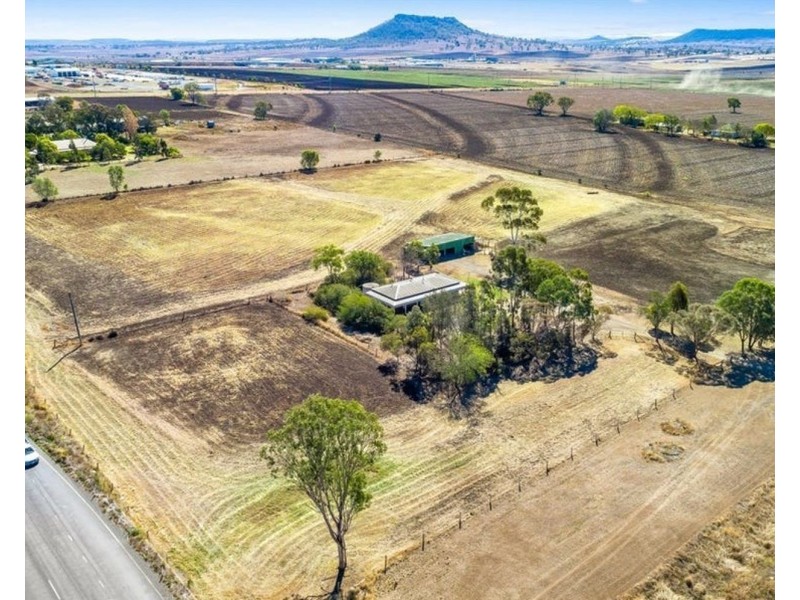 156 Heinemann Road, Wellcamp QLD 4350