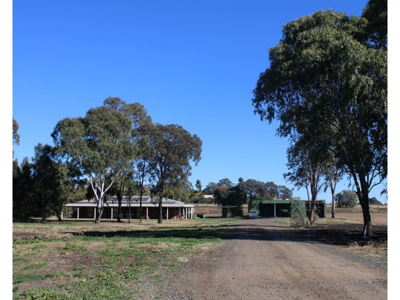 156 Heinemann Road, Wellcamp QLD 4350