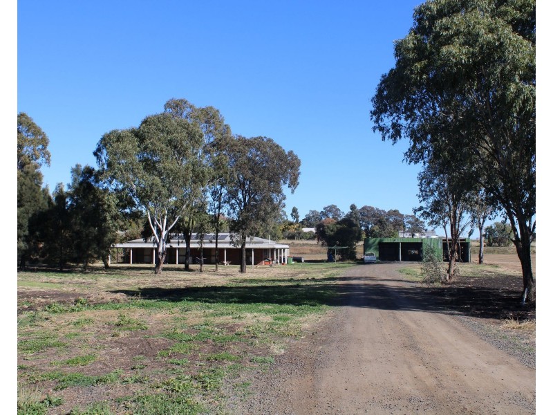 156 Heinemann Road, Wellcamp QLD 4350