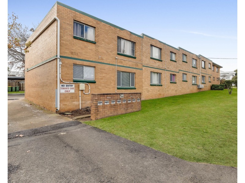 9/2 Logie Street, Toowoomba City QLD 4350