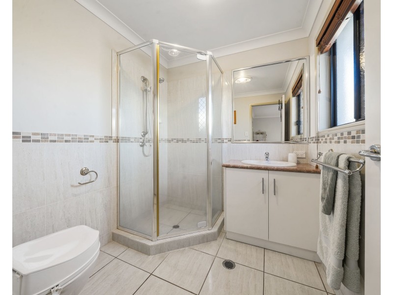 2/53 Drayton Road, Harristown QLD 4350