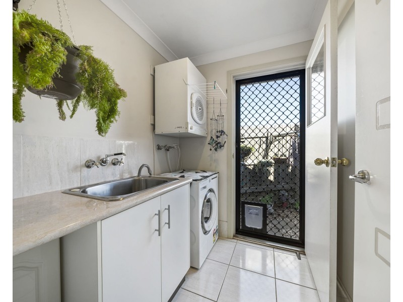 2/53 Drayton Road, Harristown QLD 4350