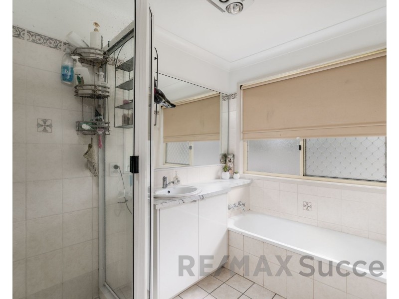 1/20 Anita Drive, Kearneys Spring QLD 4350