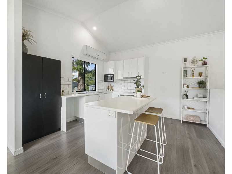 9 Dale Street, Crows Nest QLD 4355