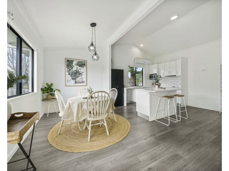 9 Dale Street, Crows Nest QLD 4355