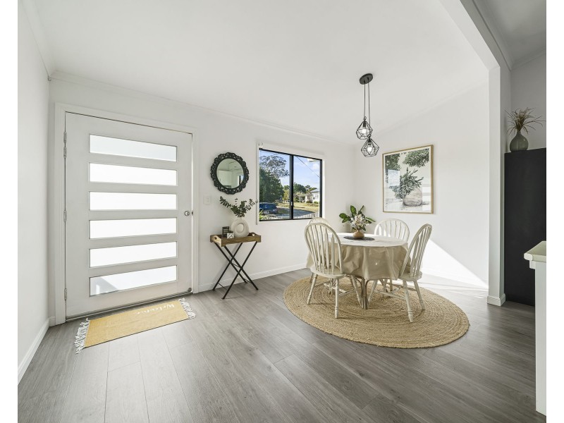 9 Dale Street, Crows Nest QLD 4355