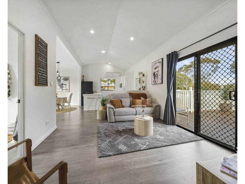 9 Dale Street, Crows Nest QLD 4355