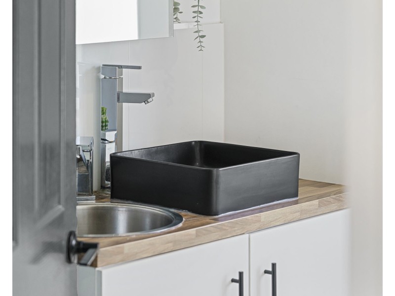 9 Dale Street, Crows Nest QLD 4355