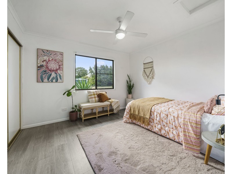 9 Dale Street, Crows Nest QLD 4355