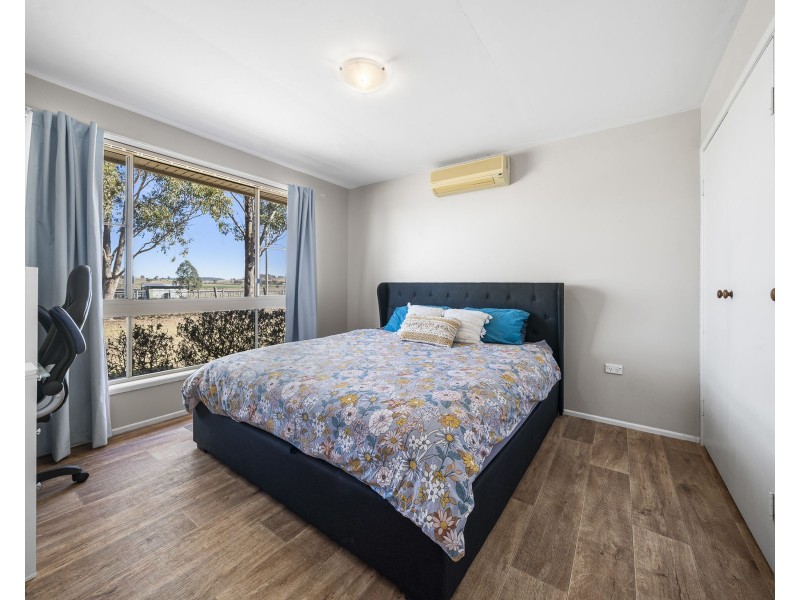 27 Lipp Road, Greenmount East QLD 4359