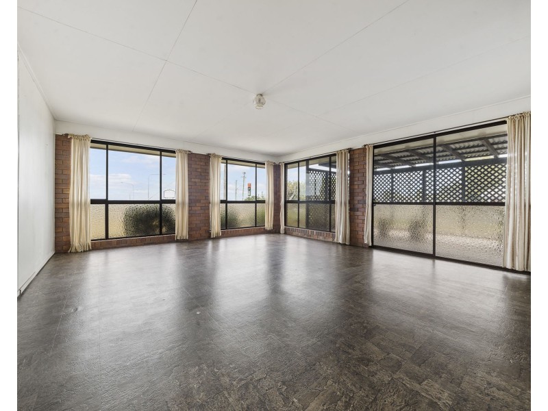 1 Ferguson Road, Westbrook QLD 4350