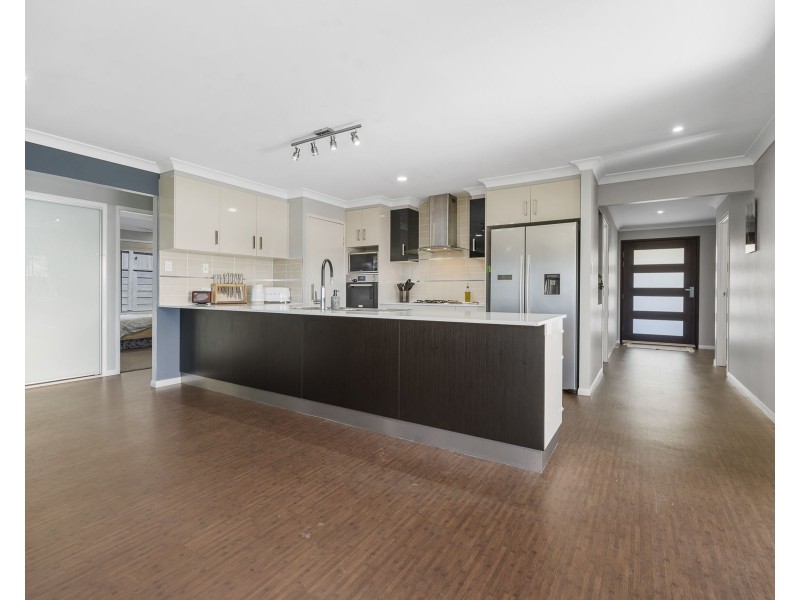 3 Lila Drive, Cotswold Hills QLD 4350