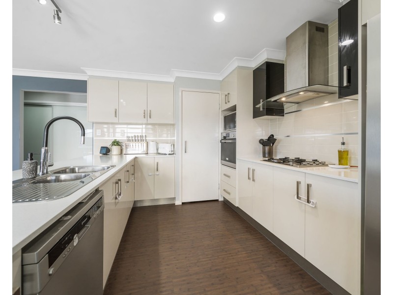 3 Lila Drive, Cotswold Hills QLD 4350