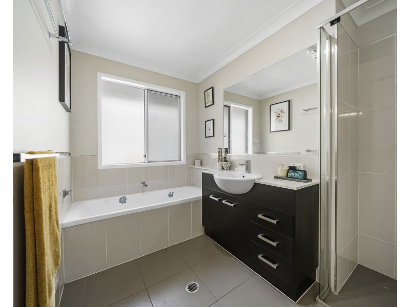 3 Lila Drive, Cotswold Hills QLD 4350