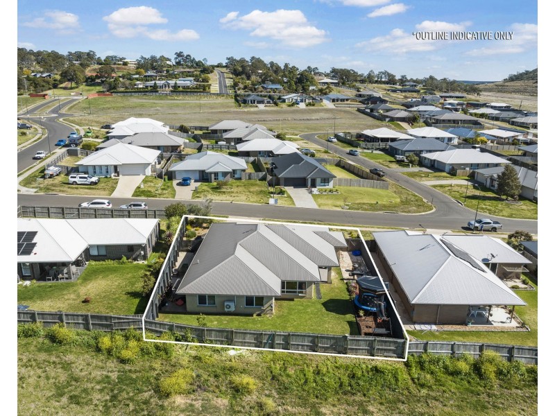 3 Lila Drive, Cotswold Hills QLD 4350
