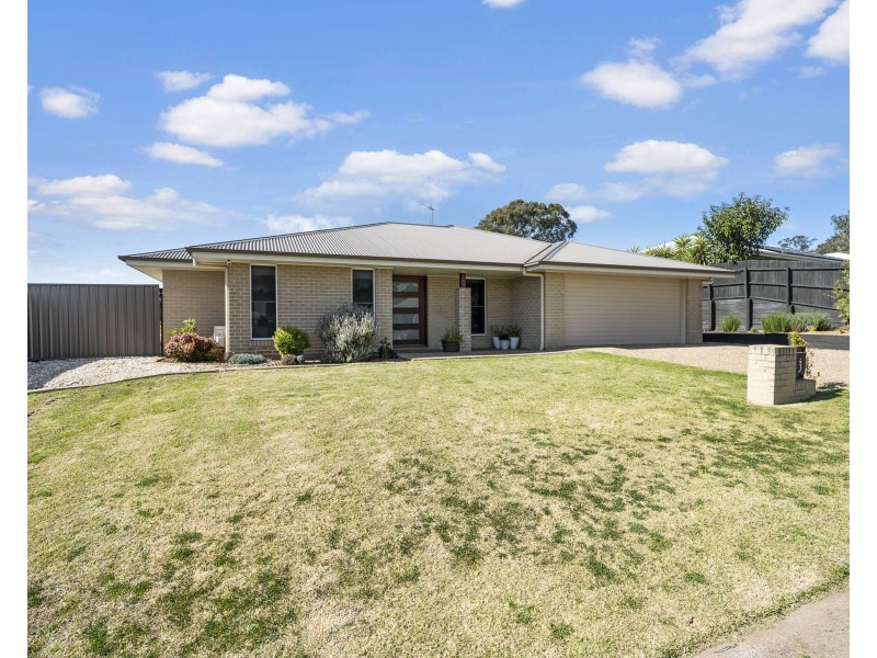 3 Lila Drive, Cotswold Hills QLD 4350