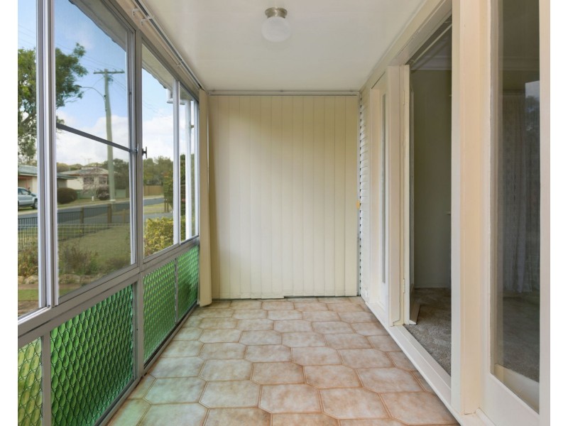 11 Leawarra Street, Wilsonton QLD 4350