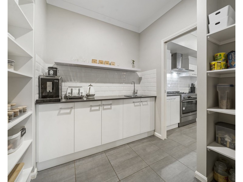 15 Kellett Drive, Westbrook QLD 4350