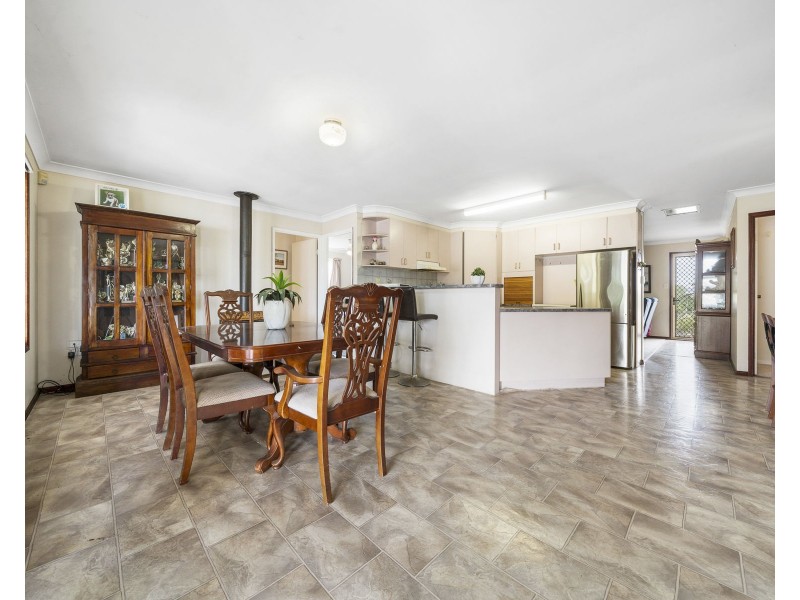 26 Mansel Drive, Gowrie Junction QLD 4352